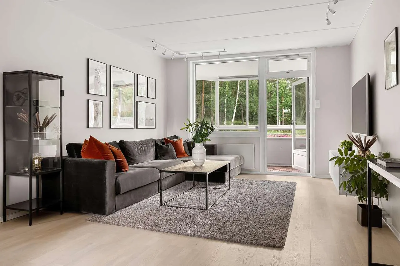 The Ultimate Guide to Home Window Tinting Benefits and Options